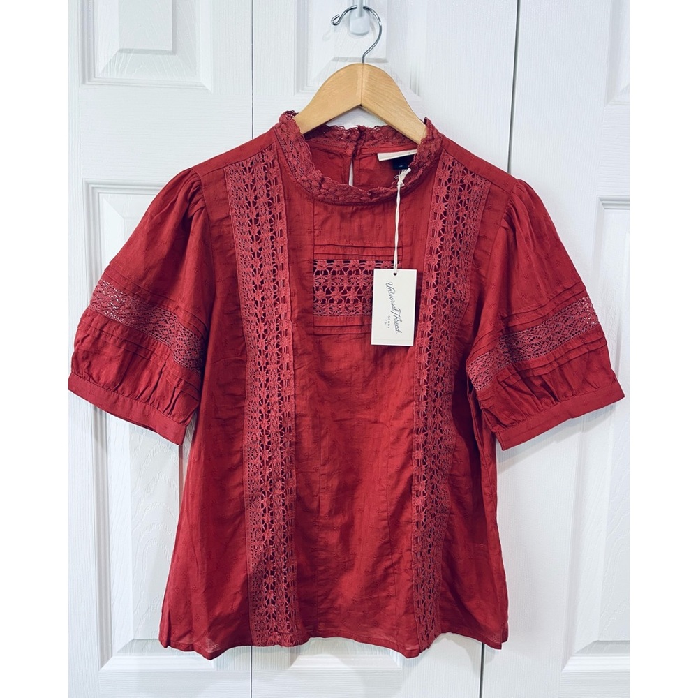 NWT Universal Thread Terracotta Red Ballon Sleeve Lace Work Top S & M